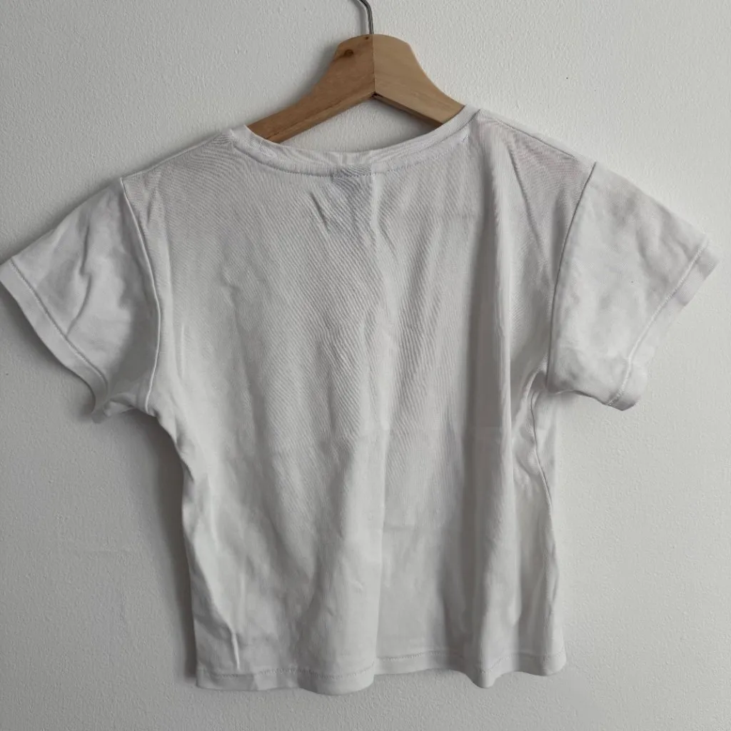 Realisation Par Réal Logo Baby Tee in White - Image 5