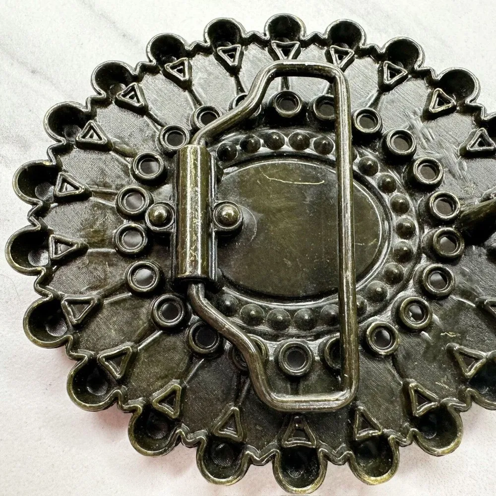 Rhinestone Studded Flower Belt Buckle - Image 3