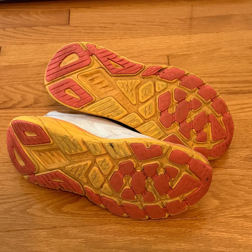 Hoka One One Arahi 6 Nimbus Cloud/Blanc de Black - Image 7