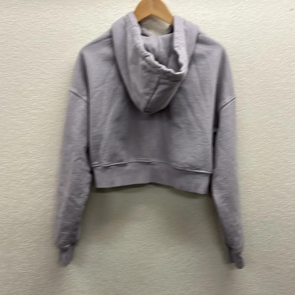 Cool Crop Hoodie in Lilac 3 - Image 4