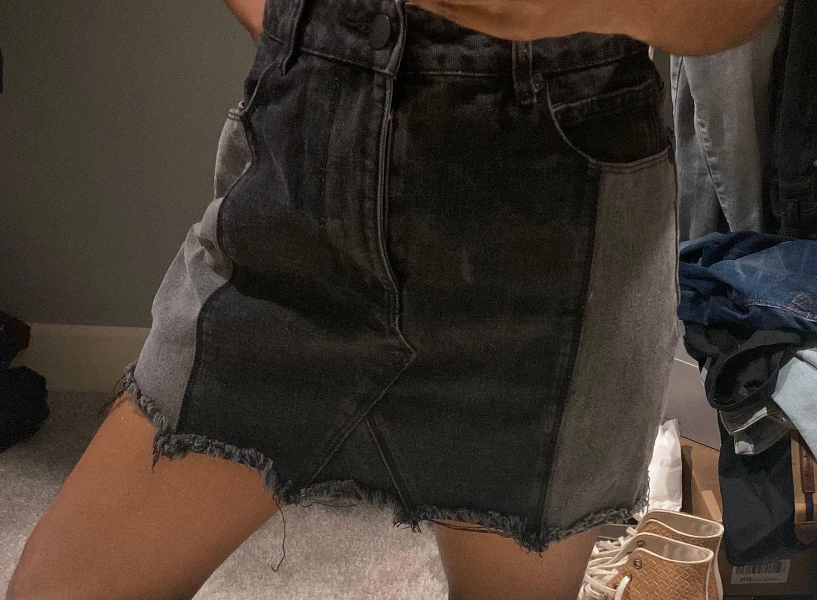 two tone mini a line skirt size 4 - Image 2