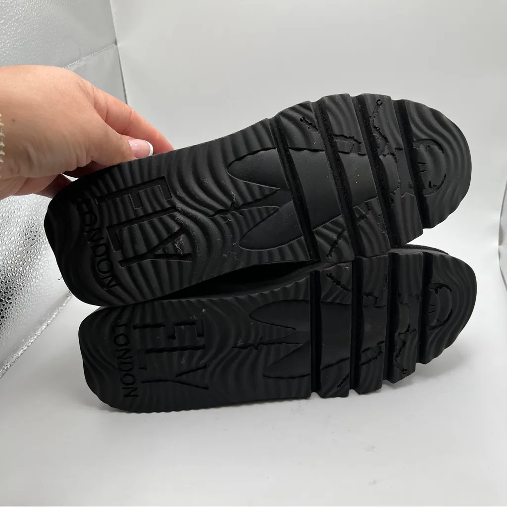 NWOB FLY LONDON WOMEN'S PECE406FLY SLIP-ON WEDGE HEEL SHOES, SIZE EU 39 US 8.5 - Image 10