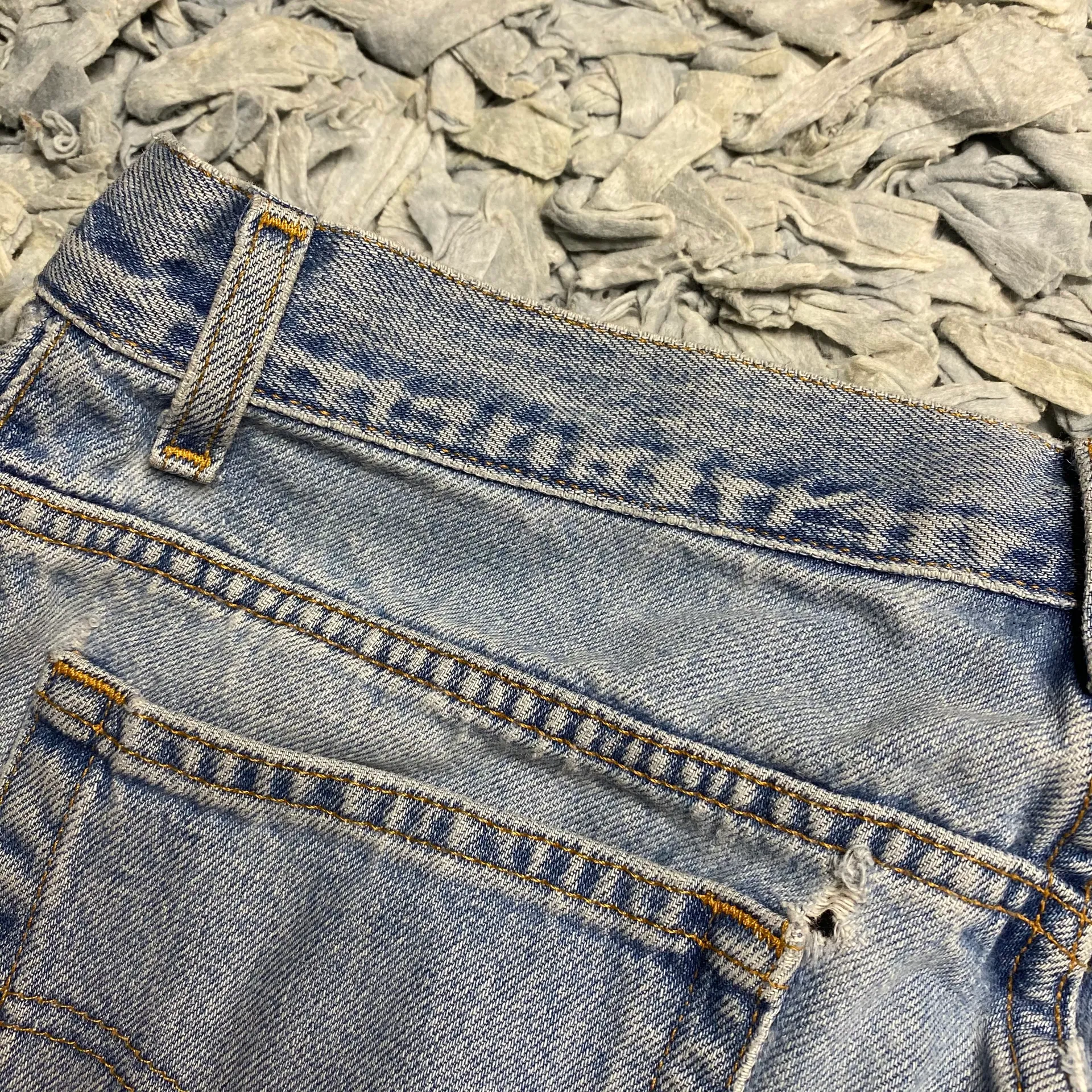 Levi’s light wash  shorts💙🤎 - Image 4