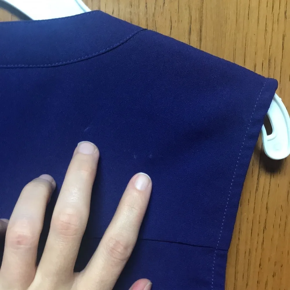 Mono B purple Vneck collared shirred sleeveless blouse - Image 6