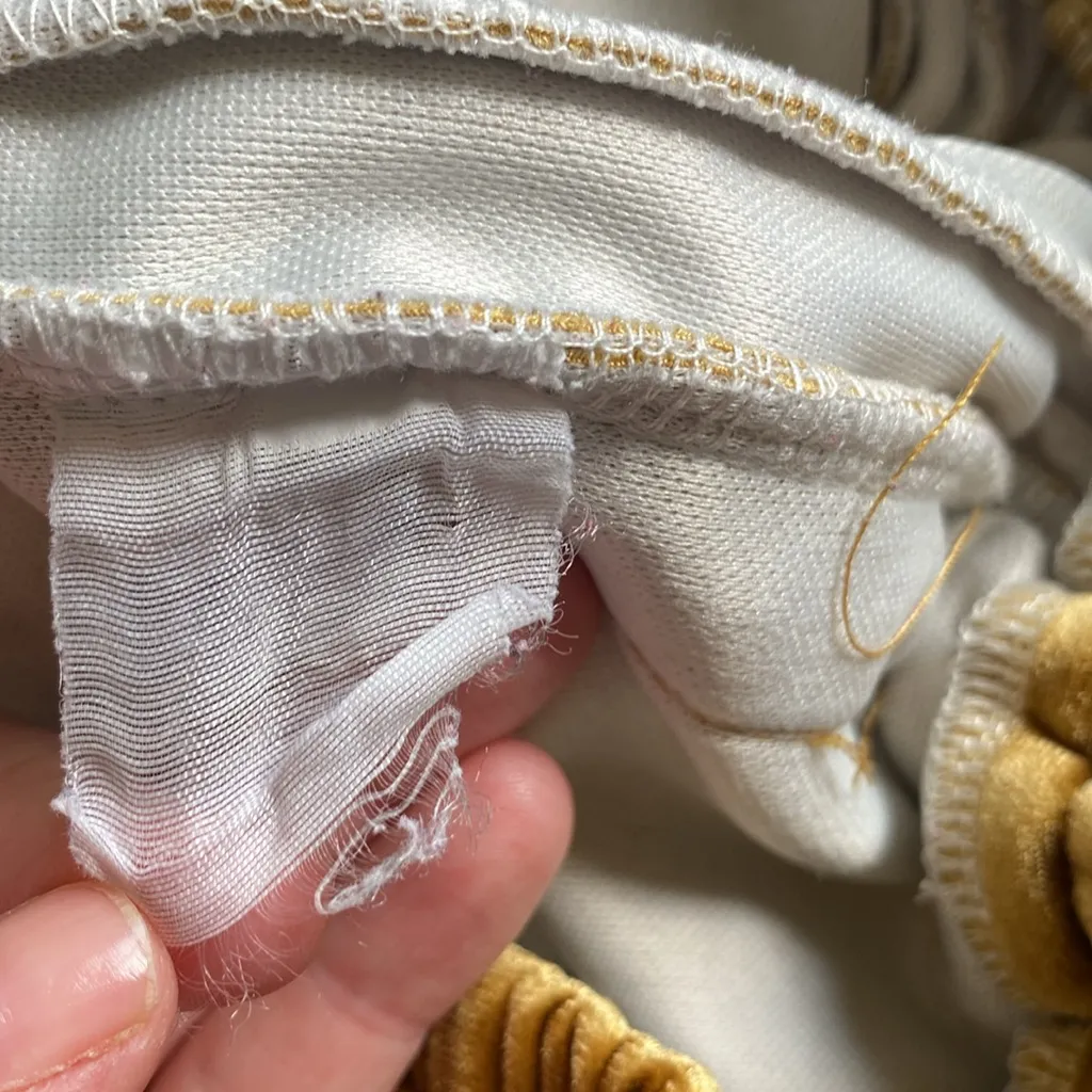 Fair Focus Velour Track Pants Heavyweight Ankle Zip Gold and White Tan Size M - Image 4