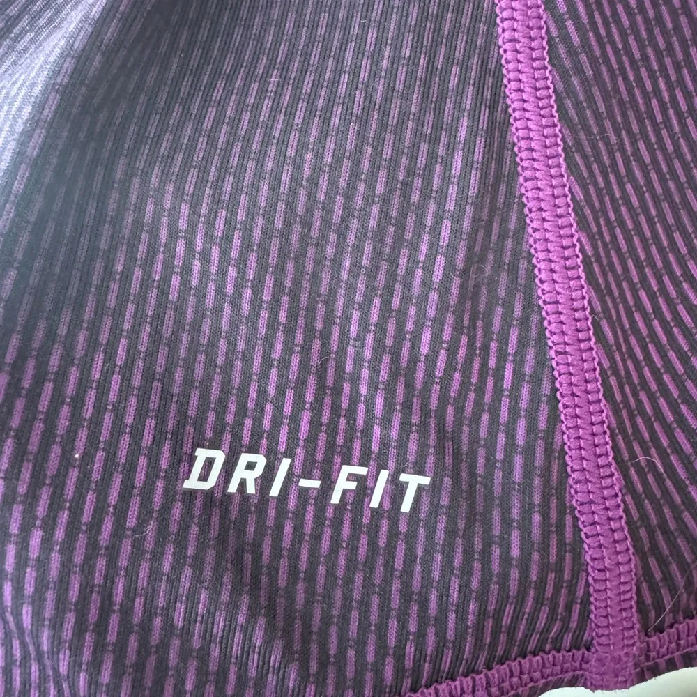 • Nike • Women’s Workout Tank Size Small - Image 5