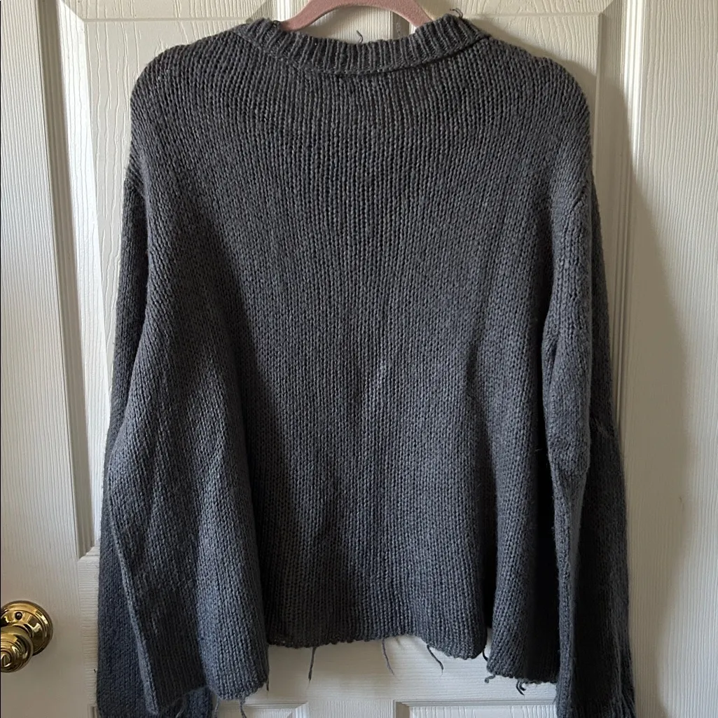 Wooden Ships Women Fall Winter Gray Cozy Knit‎ Distressed Sweater Size M/L - Image 10