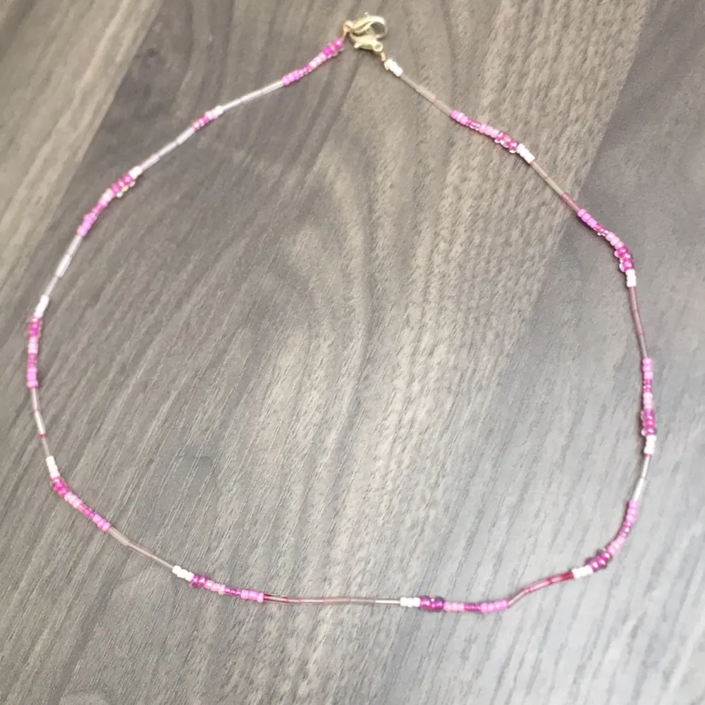Handcrafted Rose Quartz Wire - Image 8