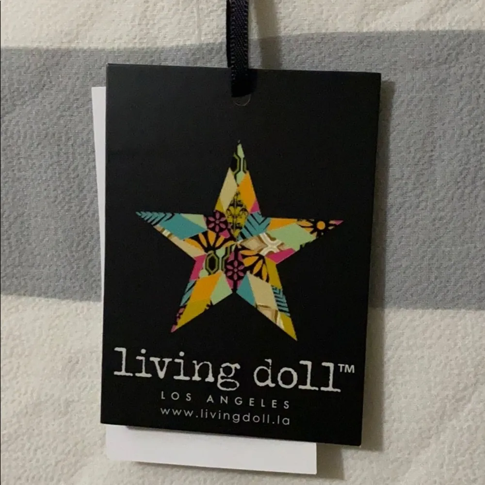 Living Doll junior sz medium cropped scalloped edge Grey and Ivory striped tank - Image 8