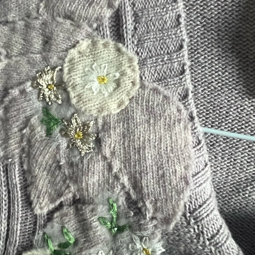 Anthropologie Field Flower Light Purple Embroidered Cardigan, New with Tags Size M - Image 3