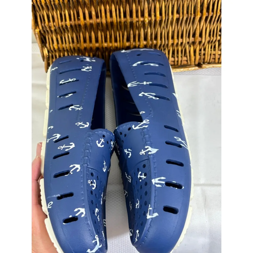Women's Floafers Boat Shoes Blue/White Anchor Print Size 8 Blue - Image 5