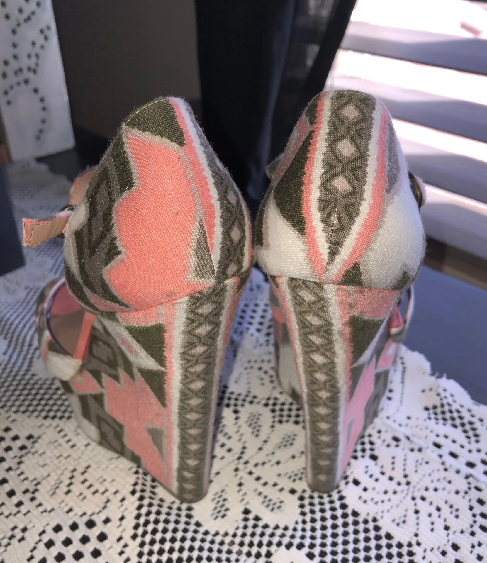 Opened Toed Wedge Heel Shoes - Image 5