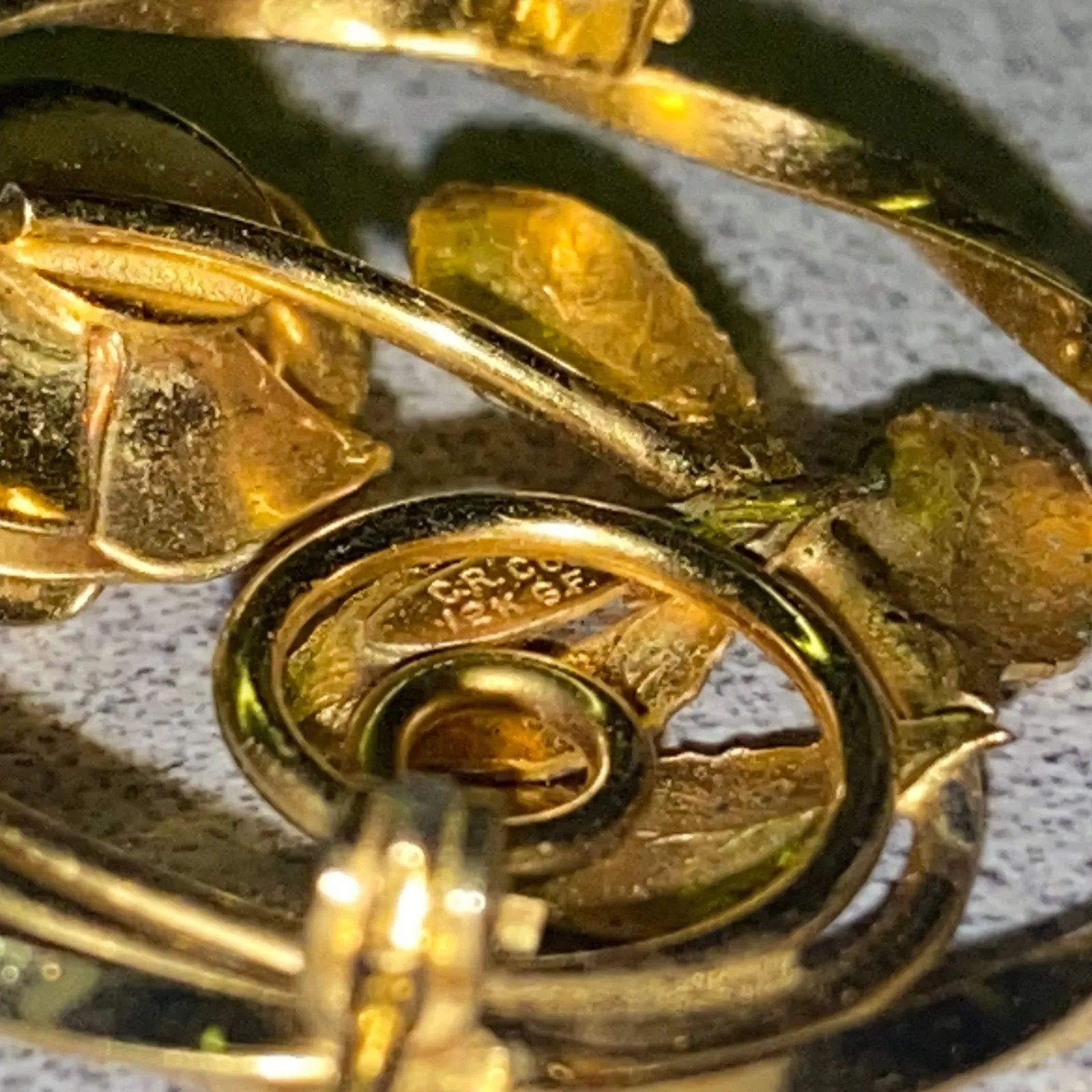 Vintage CR CO 12K GF Gold Long Stem Rose Spiral Round Brooch Pin Elegant Floral - Image 4