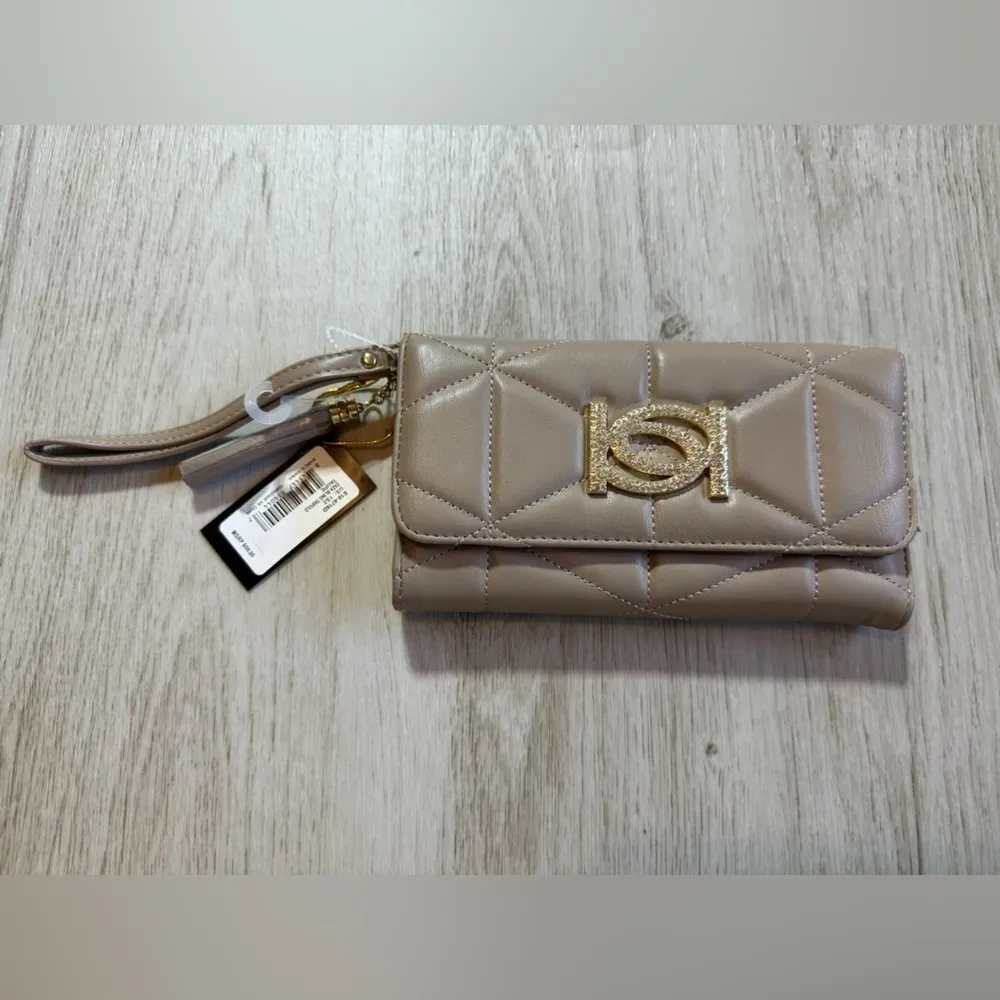 NWT Bebe Wristelet Zaza Bling Trifold‎ - Image 2