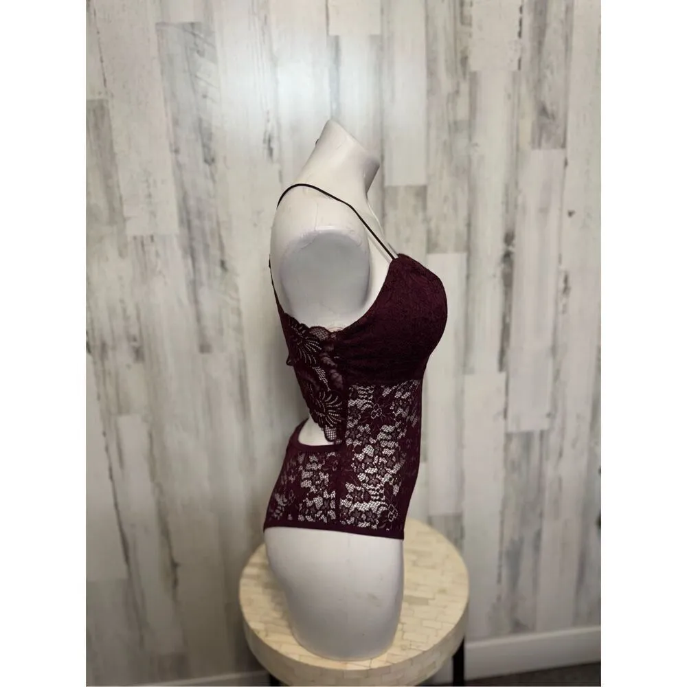 Windsor laced red bodysuit - Image 6
