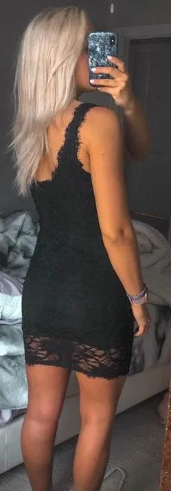 Black Lace Bodycon Dress - Image 3