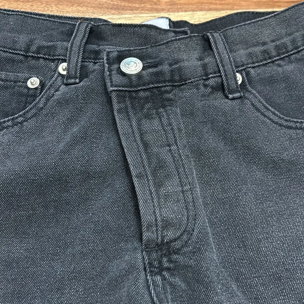 Princess Polly Black Denim Shorts - Image 5