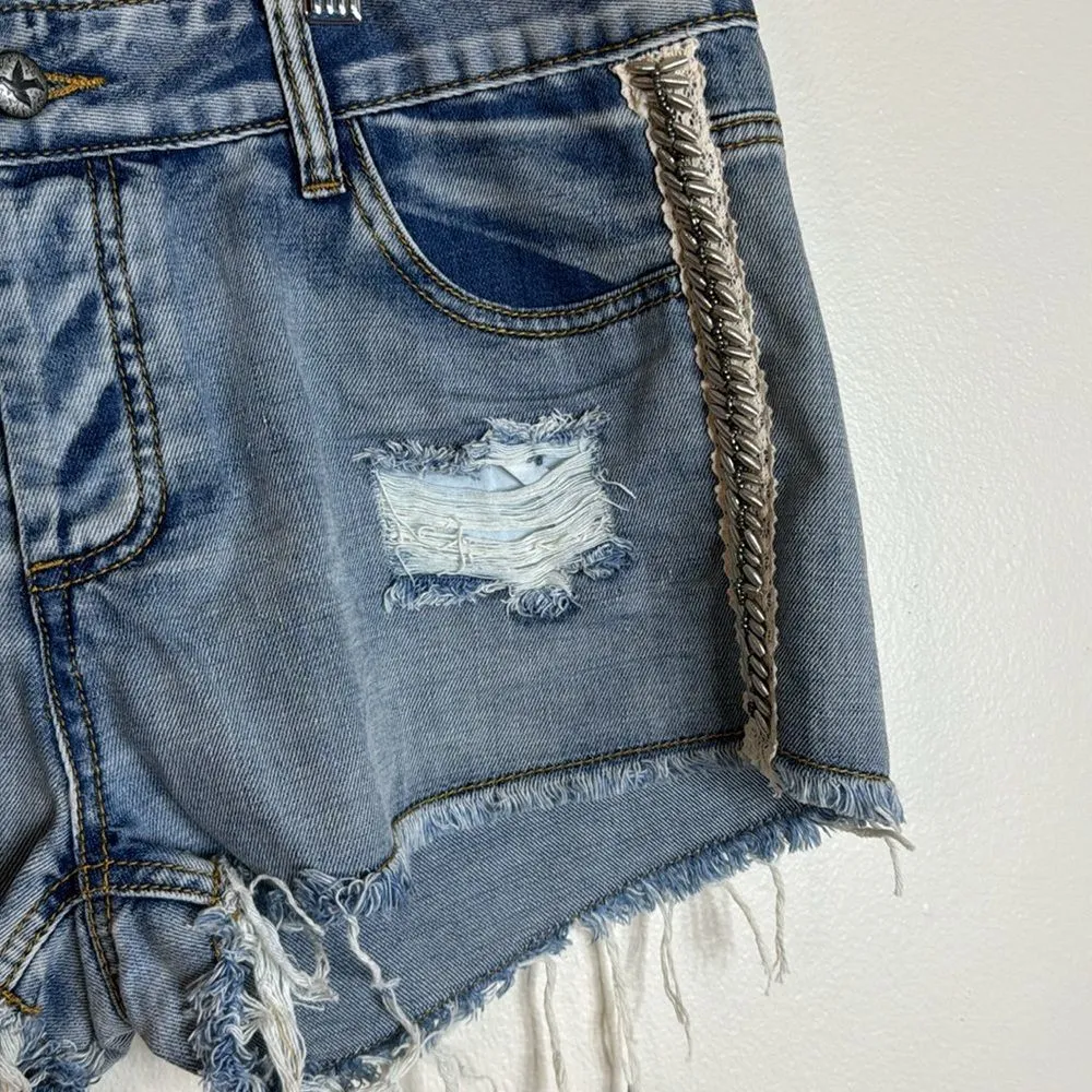 Others follow ladies cut off distressed denim shorts with beaded sides size 30 - Image 3