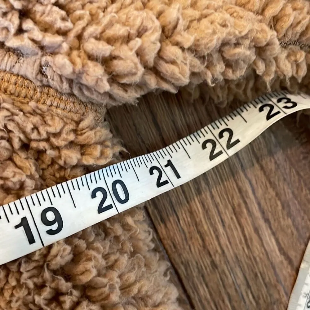 Merokeety  tan Sherpa snap front shacket size M - Image 5