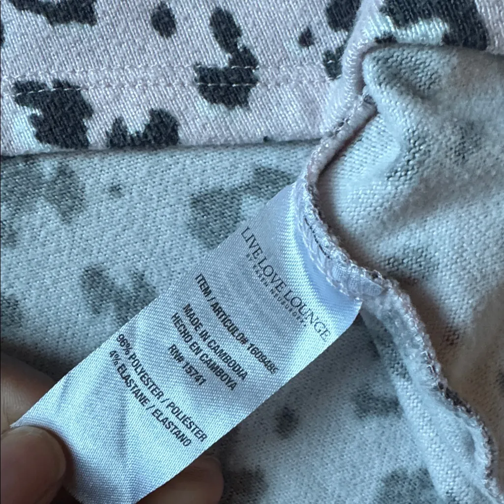 Live Love Lounge by Karen Neuburger Pink/Gray Animal Print Pajama Set SIZE S Gray - Image 4