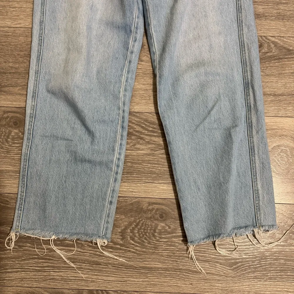 Future Collective Women Classic Light Blue Relaxed Cropped Jeans Size 4 - Image 5