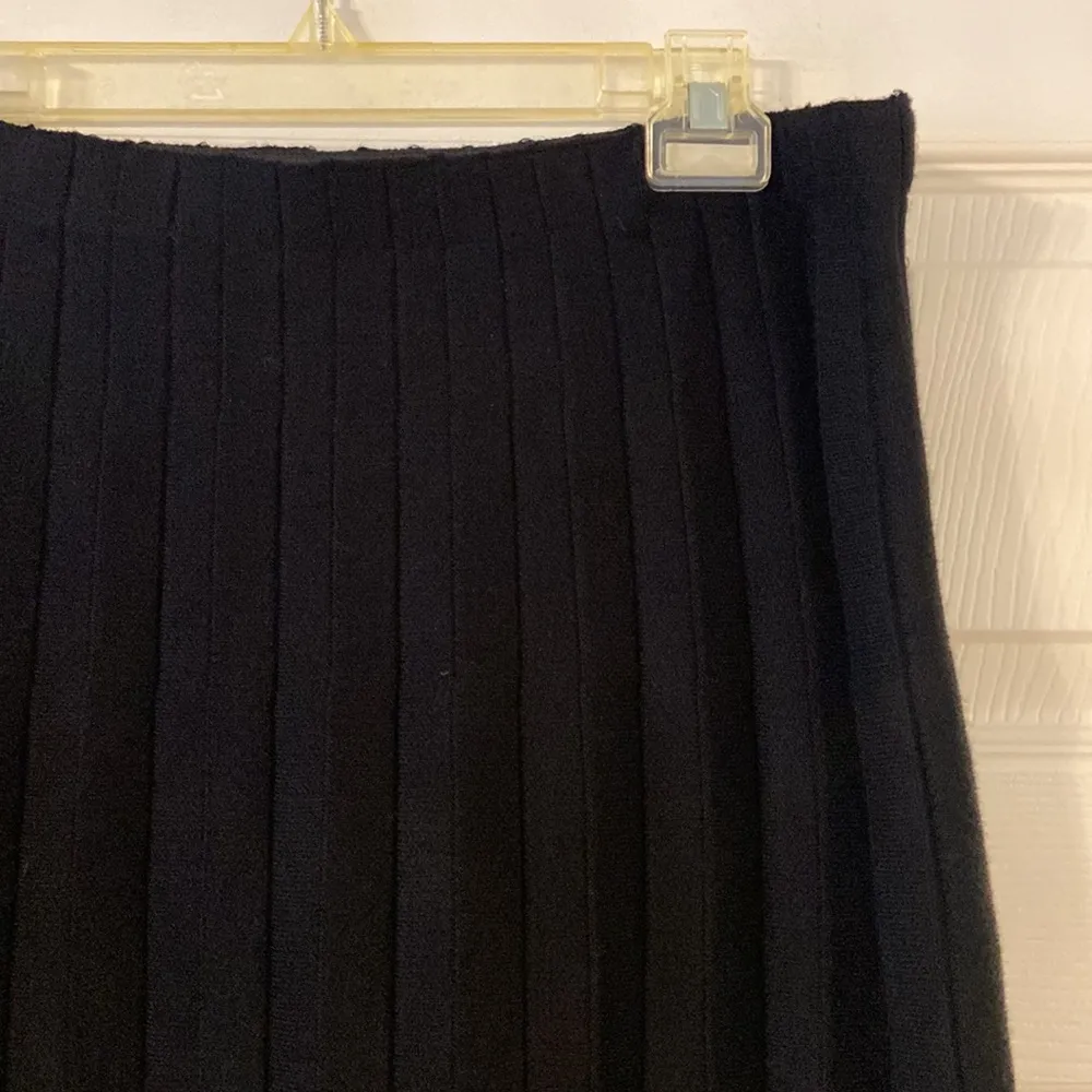 MILANO SKIRT SIZE XL brand new color black length 25” waist 34” elastic - Image 2