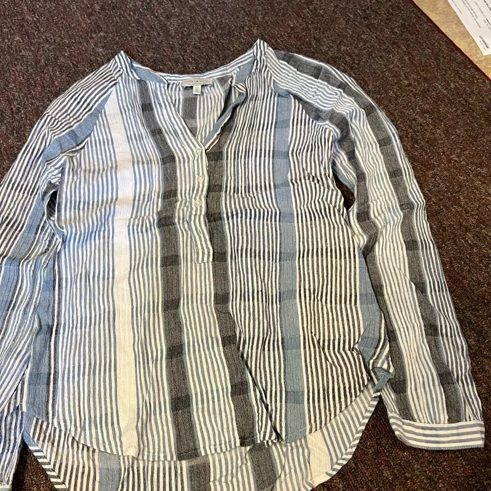 Lucky Brand  small striped top - Image 3