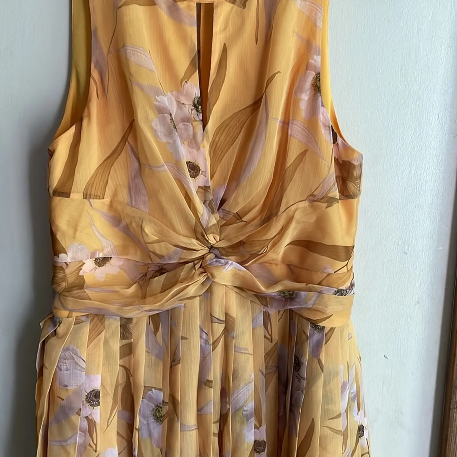 Ted Baker Fabulas Cabana Pleated Midi Dress Yellow - Image 8