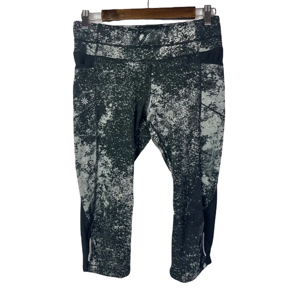 Athleta Splatter Black & White Be Free Knicker Cropped Athletic Pants S - Image 17