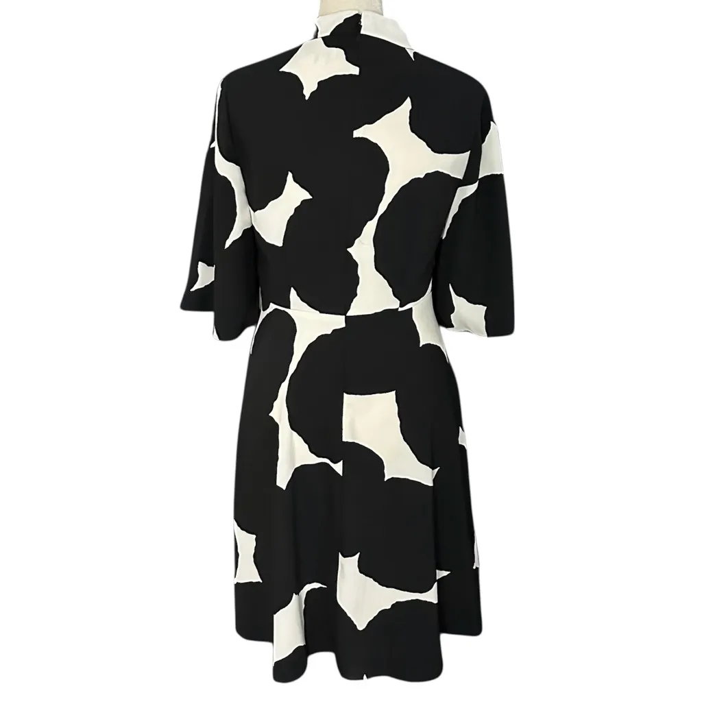 Kate Spade A-Line Knee Length Large Dot Crepe Dress Black & White Size 0 - Image 2