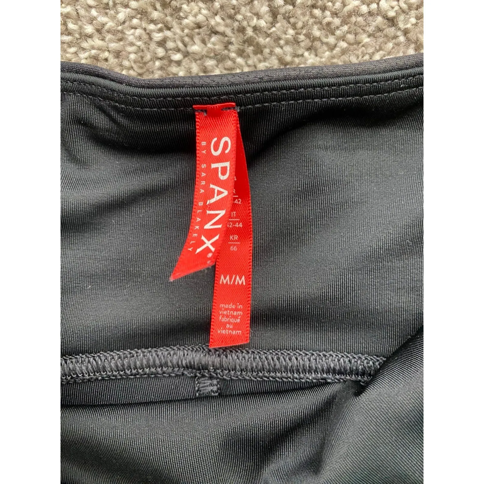 Spanx Faux Leather Leggings Spanx by Sara Blakely Faux Leather Leggings Size M - Image 4