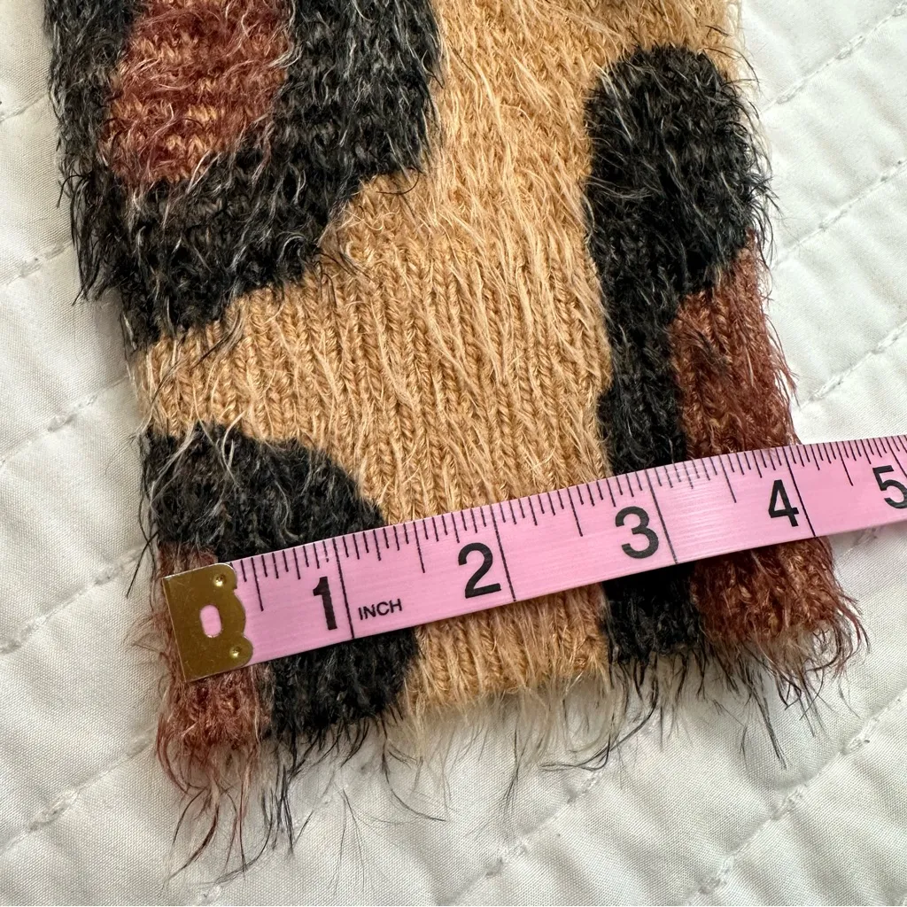 Show Me Your MuMu Women’s Fatima Turtleneck Sweater Cheetah Fever Knit Size XS - Image 10