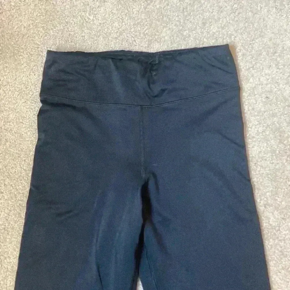 ⭐️ Under armour black legging - Image 3