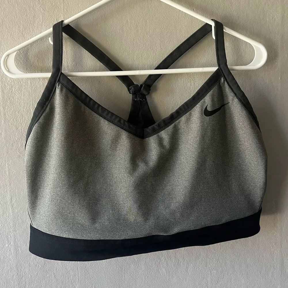 Nike Grey Indy Sports Bra Size 1X - Image 2