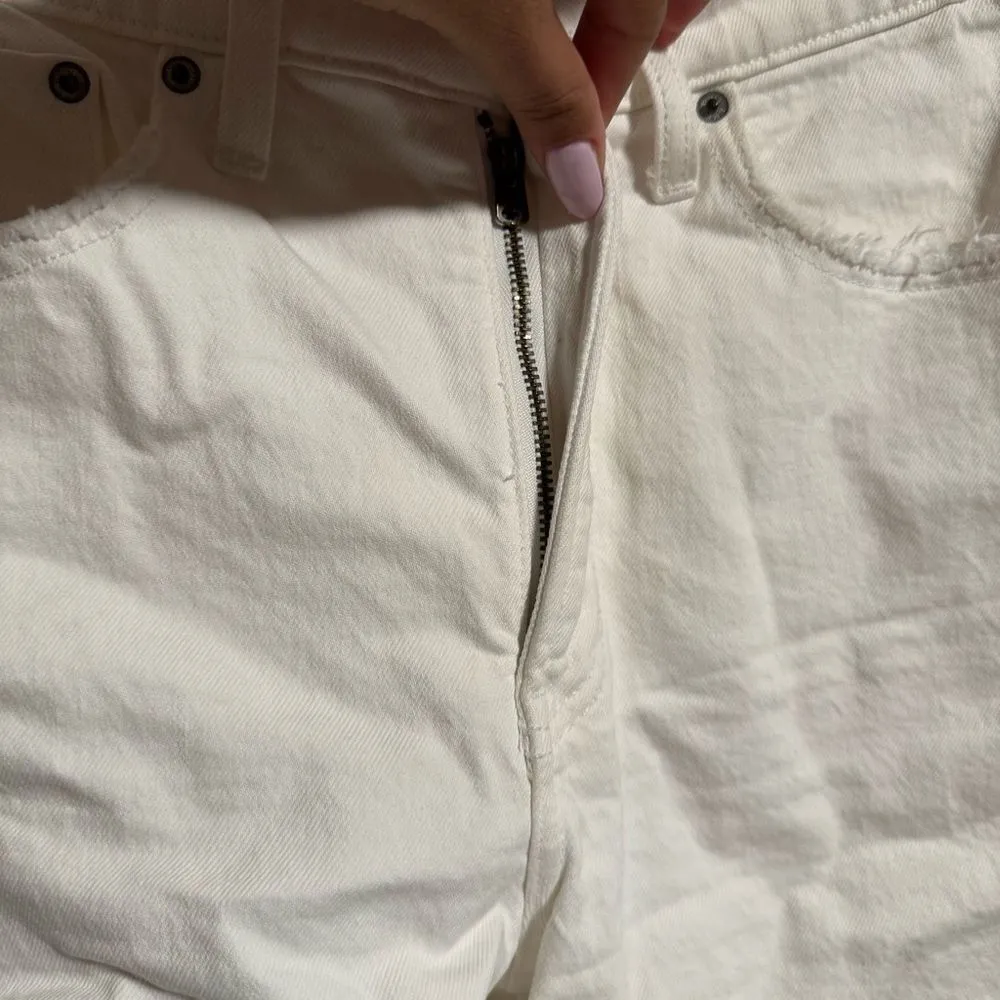 Abercrombie & Fitch 4” Curve Love High Rise White Mom Short Size 2 (26) - Image 5