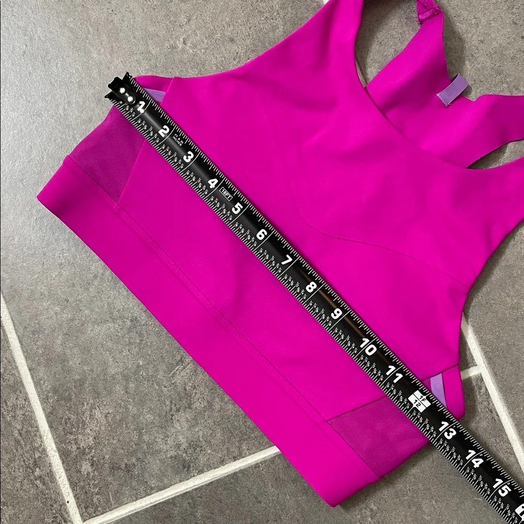 Brooks  DRIVE 3 POCKET RUN BRA size 32C/D - Image 7