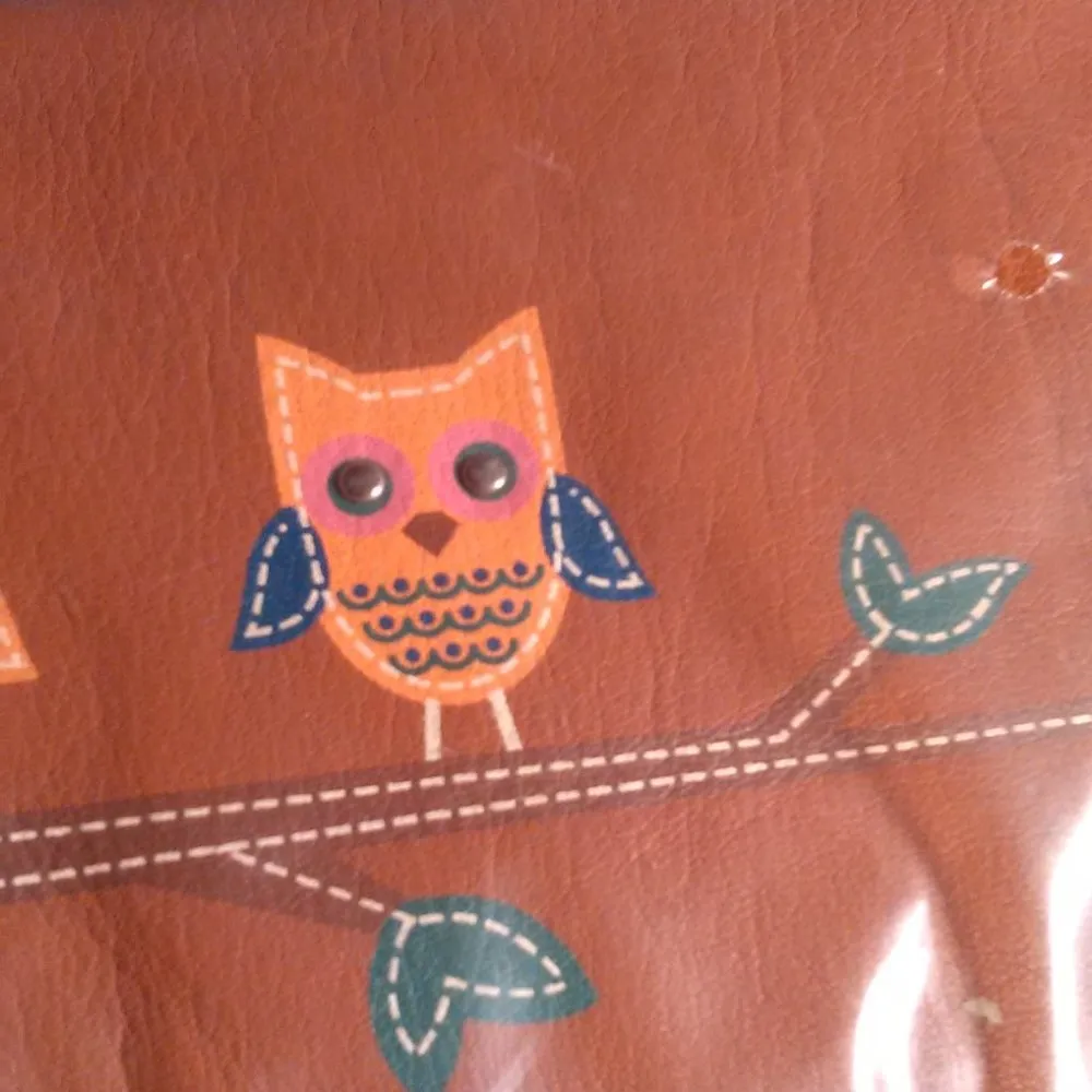 Tan Leather Owl Wallet with RFID Protection - Image 11