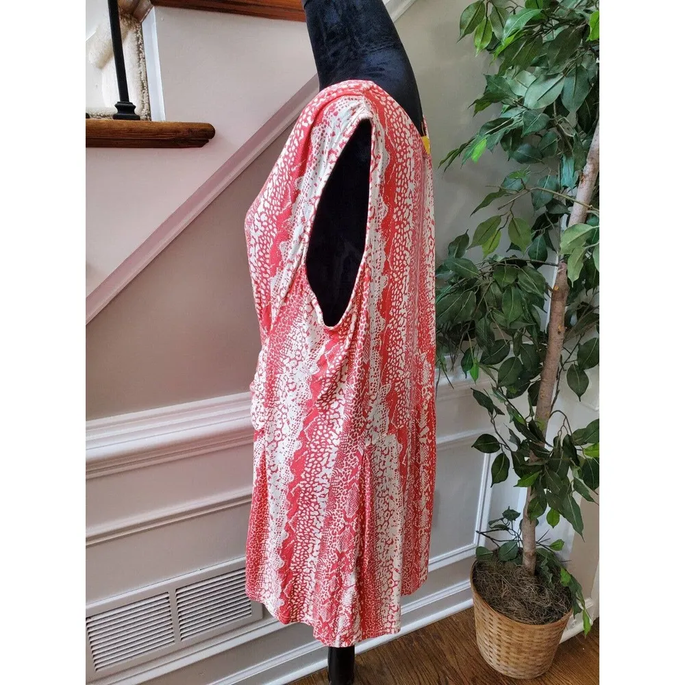 Liz Lange Women's Red & White Rayuon Long Sleeve V-Neck Pullover Blouse 1X - Image 4