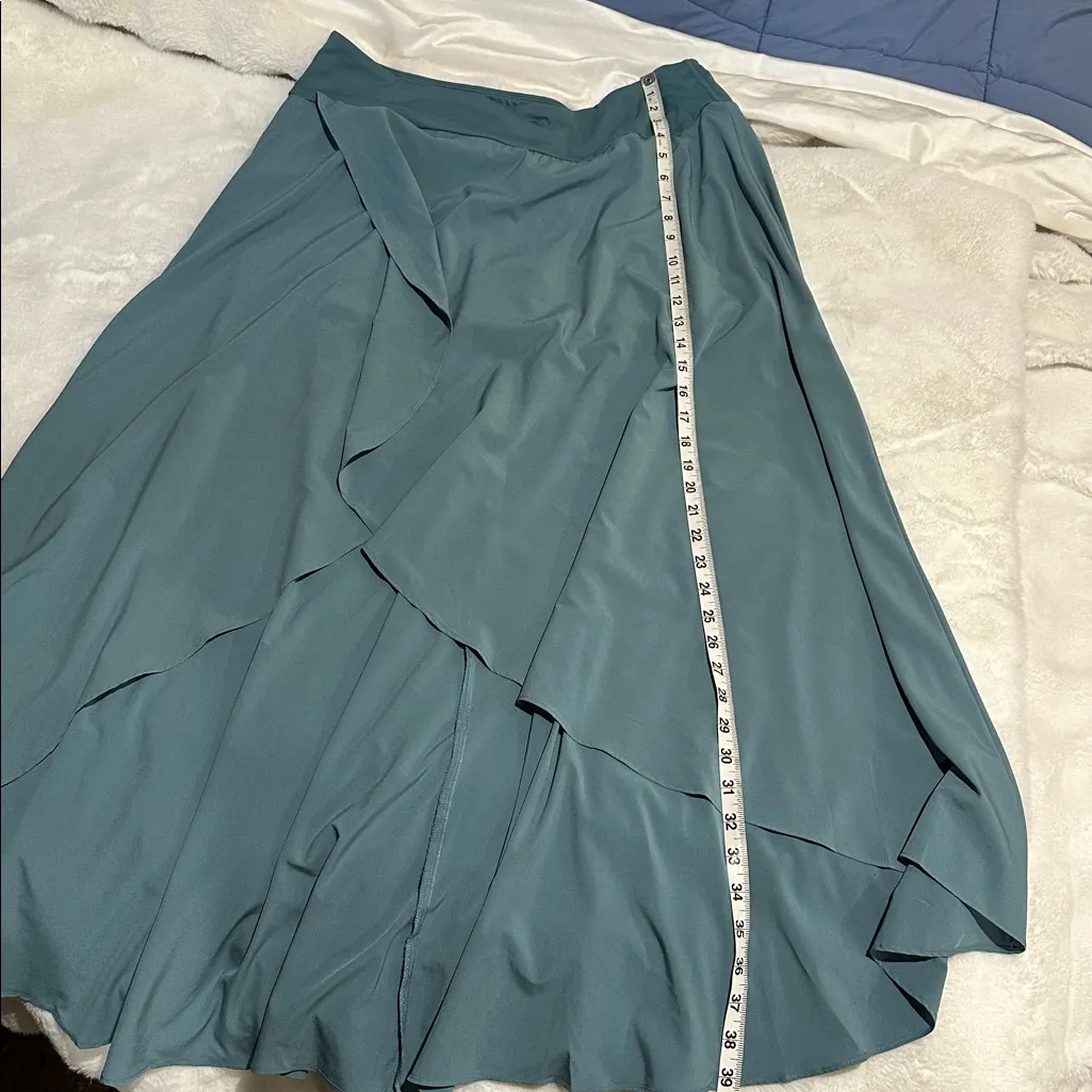 New HALARA Size XL High Waisted 2-in-1 Flowy Casual Regular Maxi Skirt - Image 11