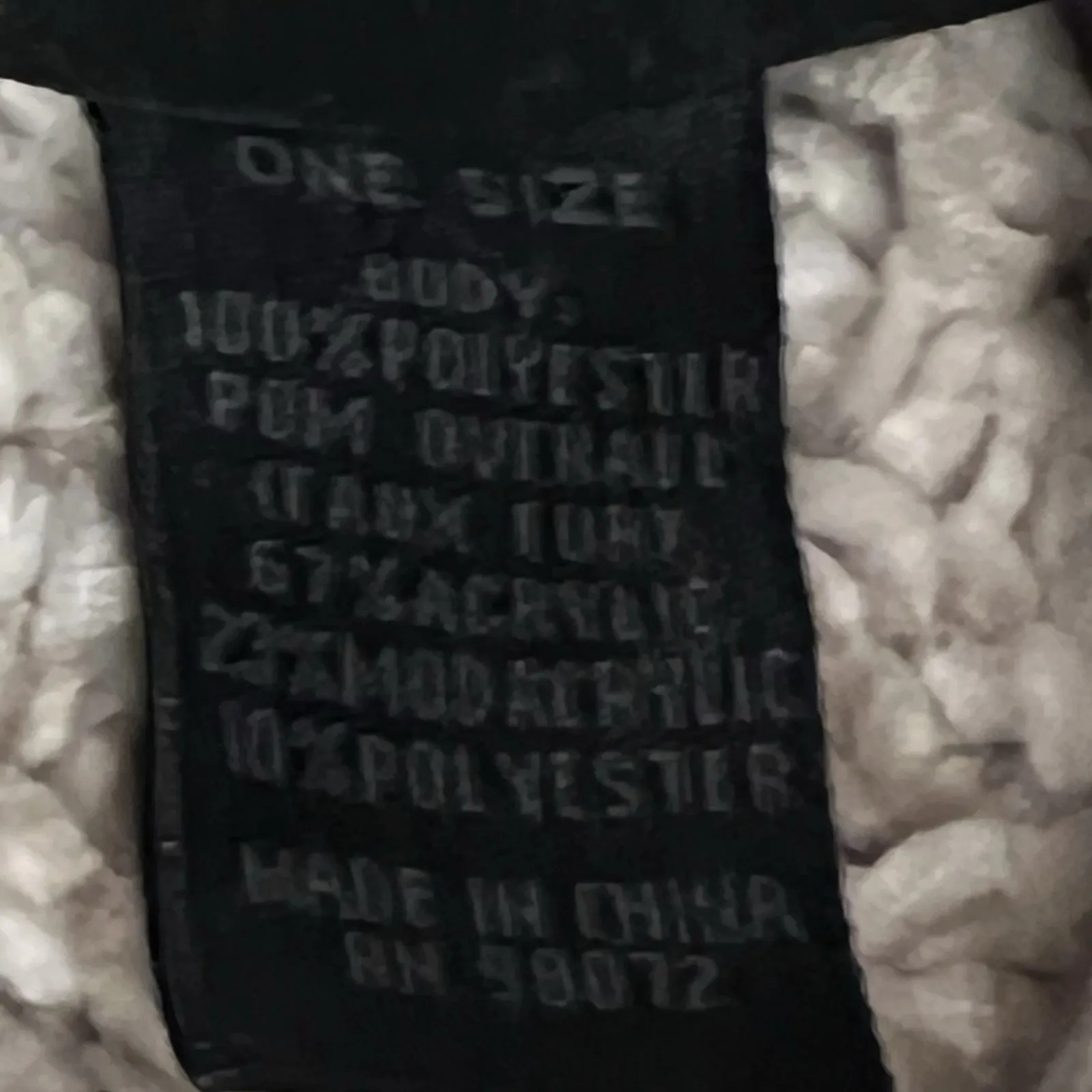 Steve Madden Taupe Cable Knit Beanie Hat & Scarf Set Faux Fur Pom One Size‎ NWT - Image 5