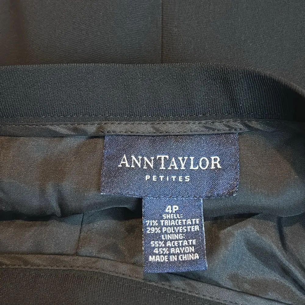 ANN TAYLOR lined cropped dress pants - Image 4