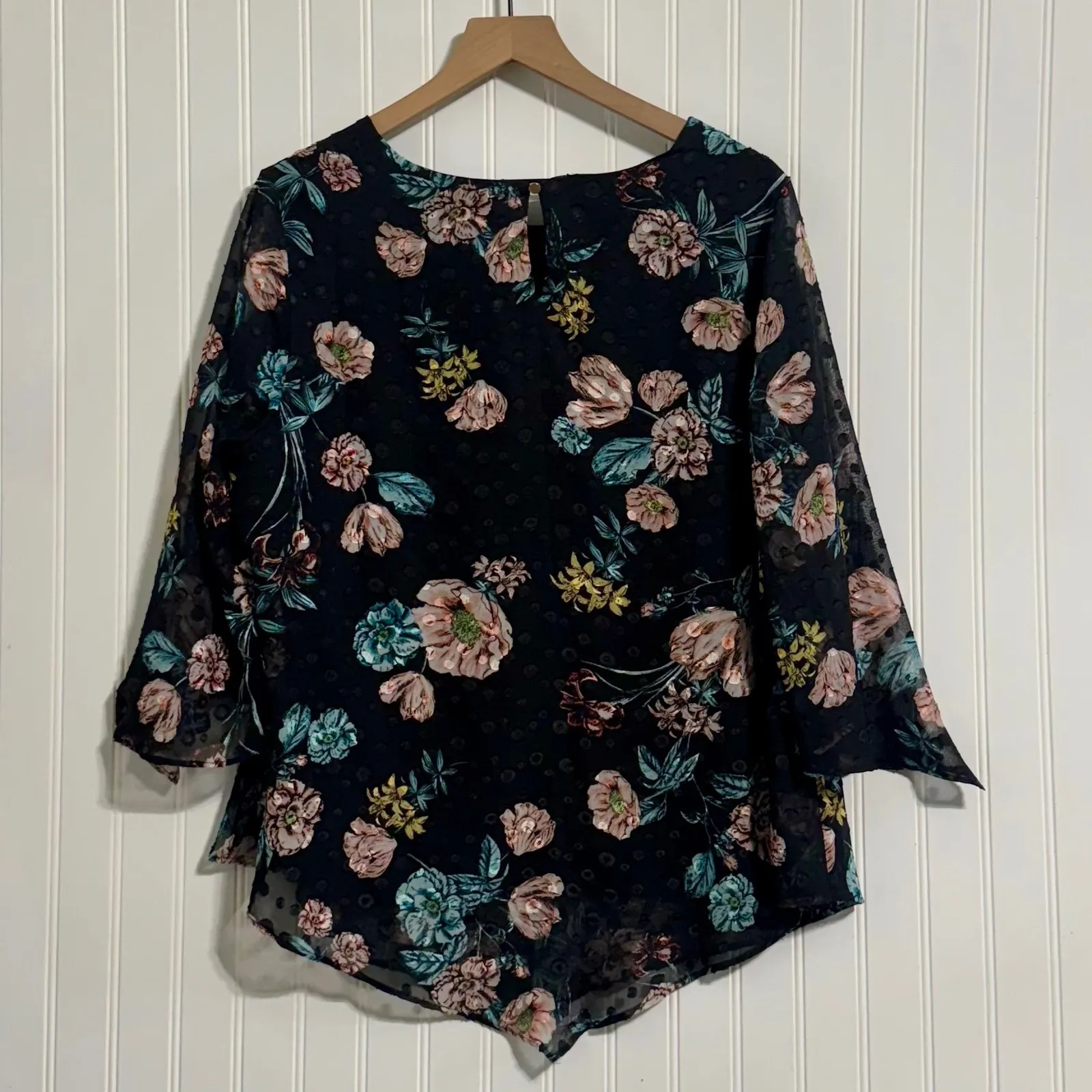 Roz & Ali 1X Black Floral Sheer Bell Sleeve Top Whimsigoth Dark Boho Chiffon - Image 4