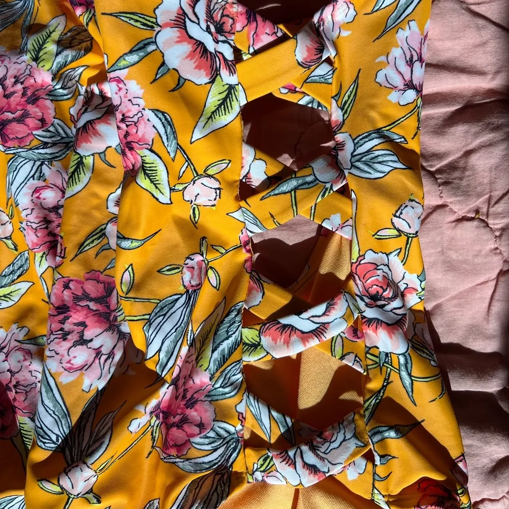 EUC Xhilaration one piece bathing suit XL - Image 3