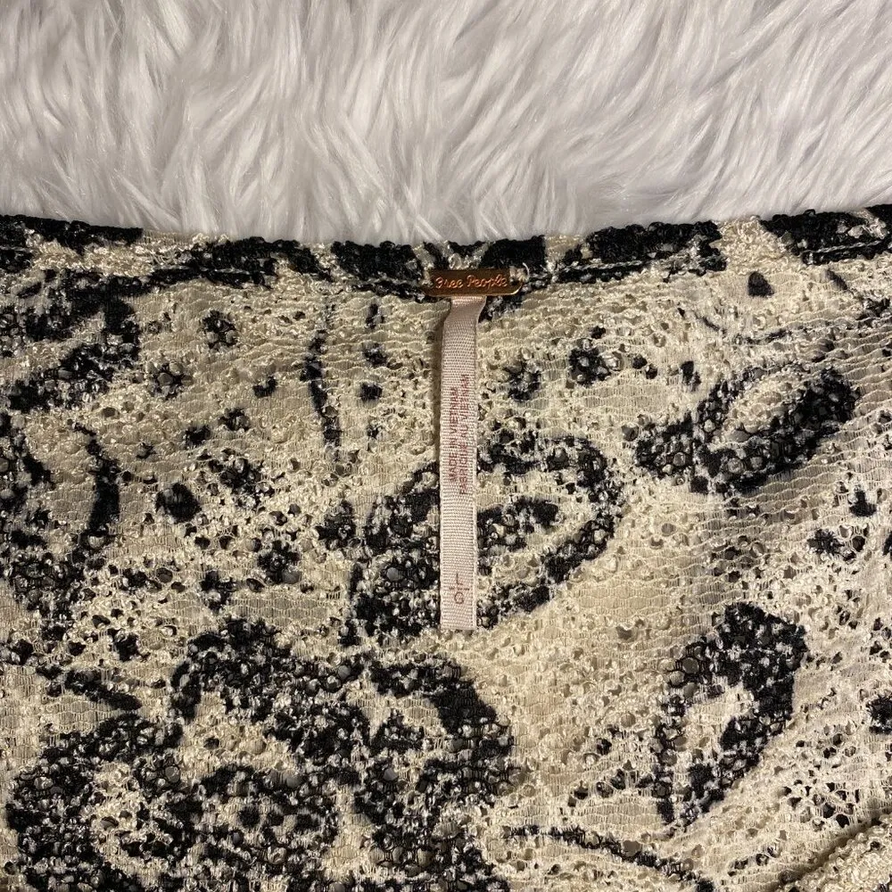 Free People Womens Large Lace Long Sleeve Cropped Floral Shirt Wrap with zipper - Image 3