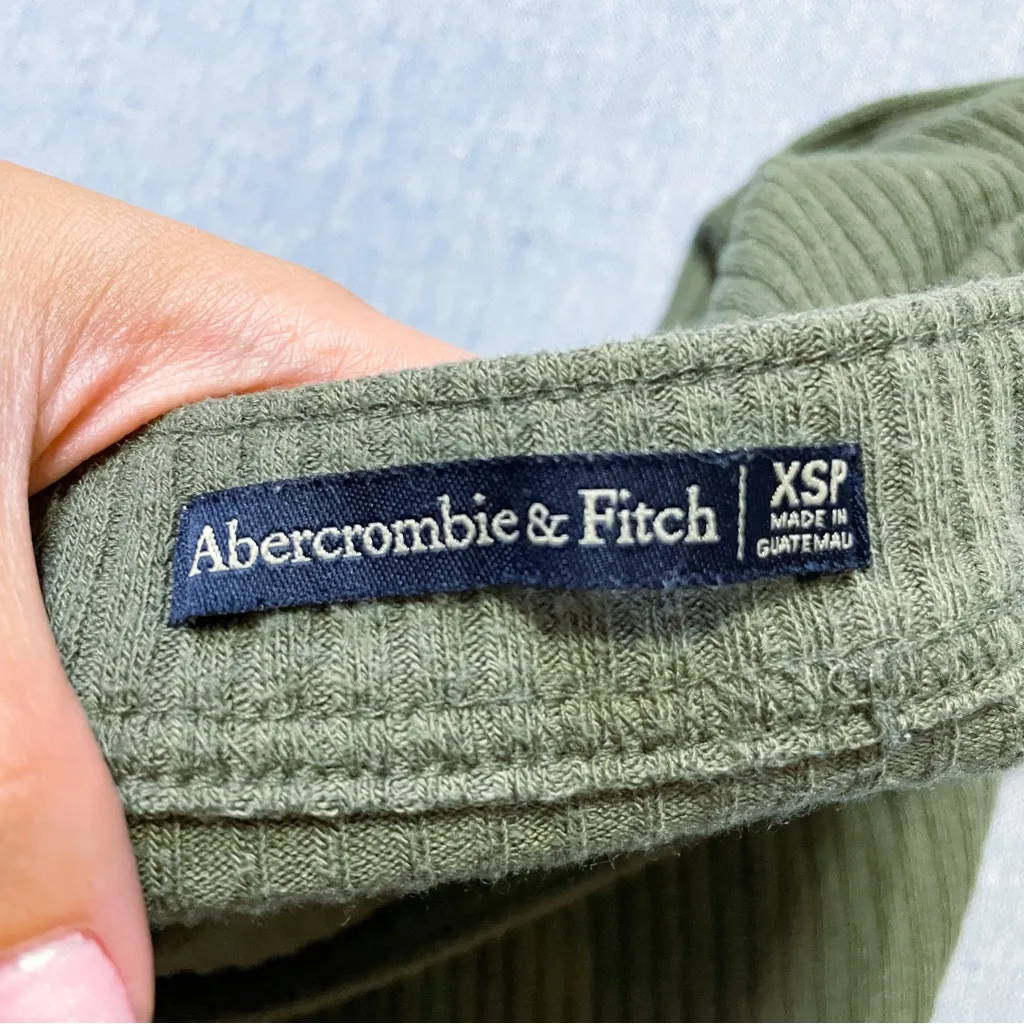 Abercrombie & Fitch Ribbed Knit Midi Skirt Size XSP in Green - Image 3