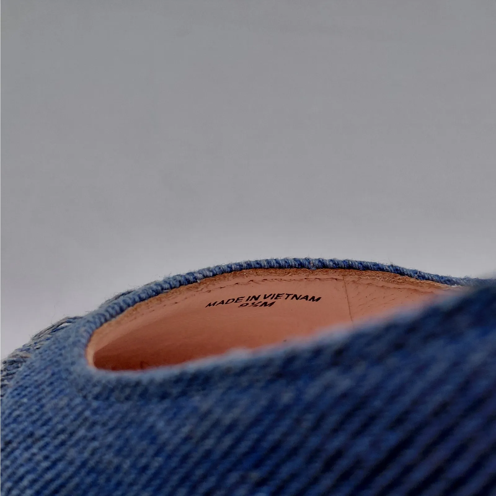 Kate Spade Womens Flats Size 9.5 Blue Denim Silver Metallic Quiet Luxury Shoes - Image 12