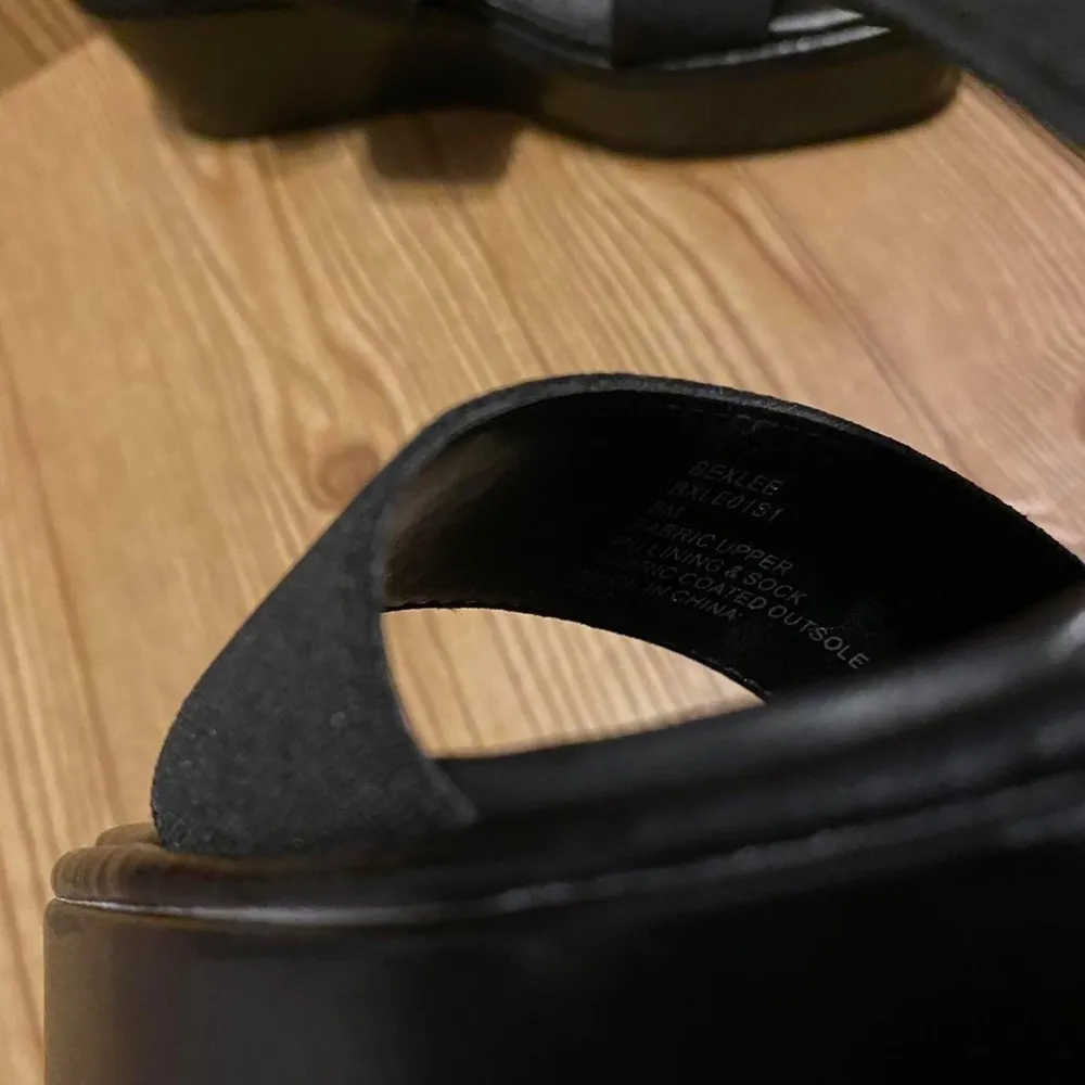 Steve Madden Bexlee Strappy Wedge Sandal - brand new
Women’s size 8 M - Image 4