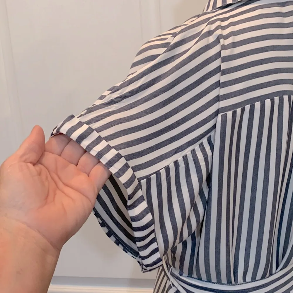 Forever 21 Juniors Shirt Dress Navy/White Stripes w/Removable Belt Med. - Image 7