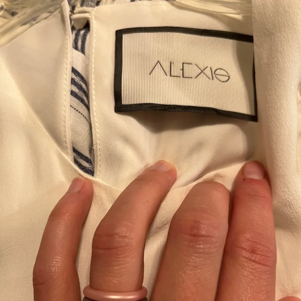 Alexis Butterfly Sleeve Silk Blouse - Image 3