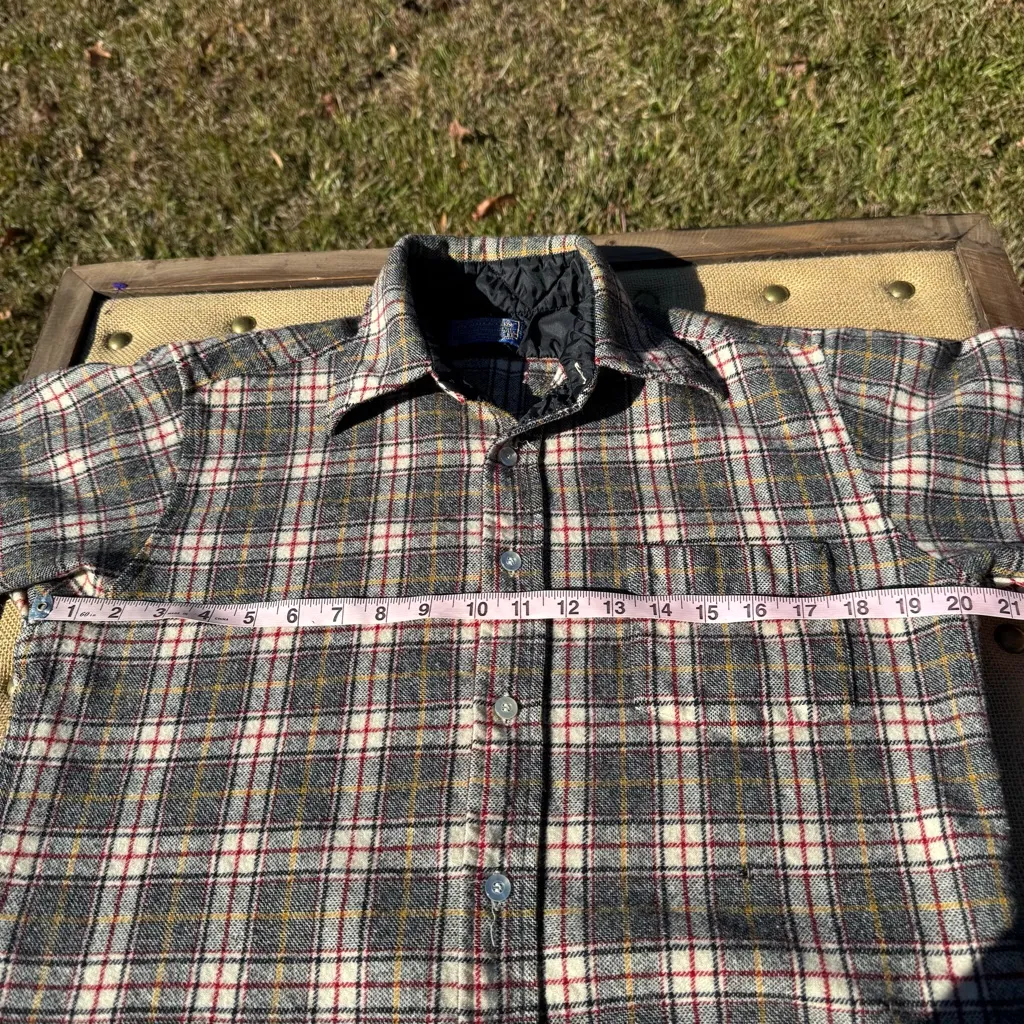 Pendleton Women’s 100% Virgin Wool Plaid Button Up Shirt 60-70s Large - Image 4